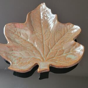 Unique Craft Brown Leaf Trinket Soap Dish Grey Brown Veins Good Condition Fall